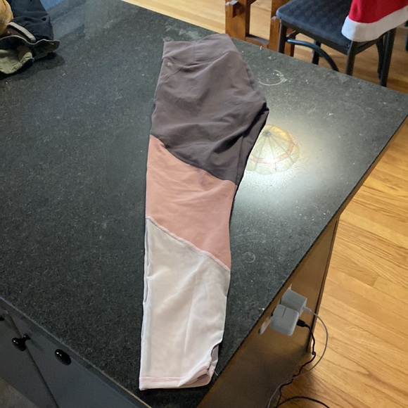 Fabletics PowerHold Leggings - Picture 5 of 5